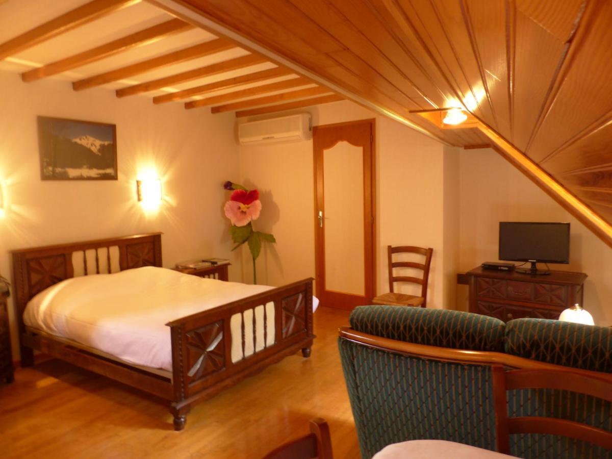 La Bouigane Panzió Saint-Lary  Kültér fotó