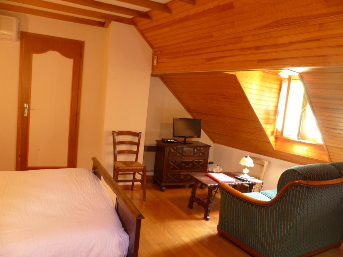 La Bouigane Panzió Saint-Lary  Kültér fotó